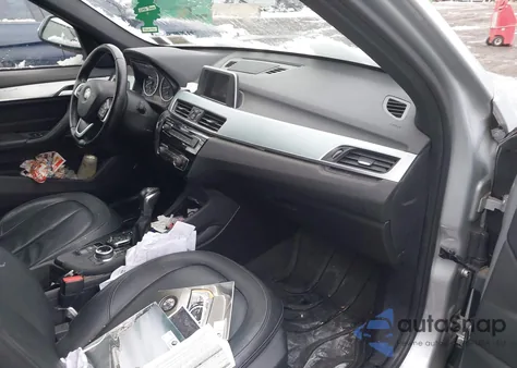 2017 BMW X1 xDrive28I z USA, uszkodzony, nr VIN WBXHT3C34H5F78950